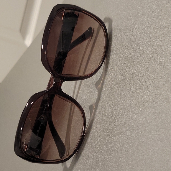 New Salvatore Ferragamo sunglasses main image 5